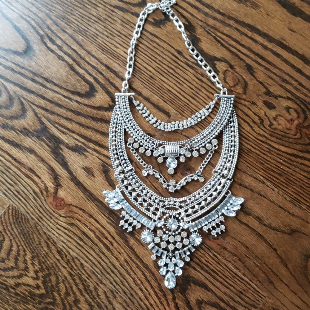 Stunning Rhinestone Necklace